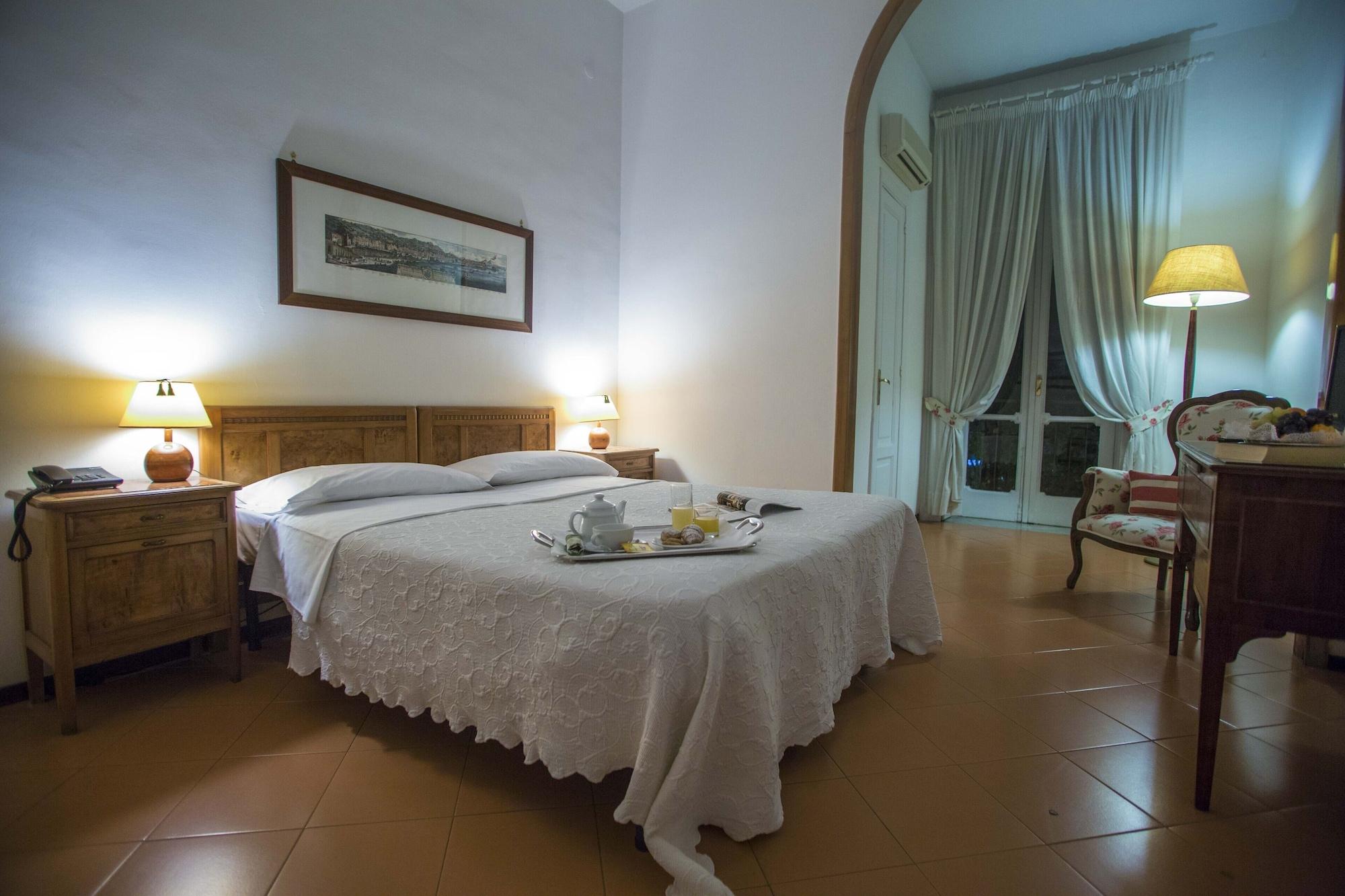 Victoria Maiorino Hotel