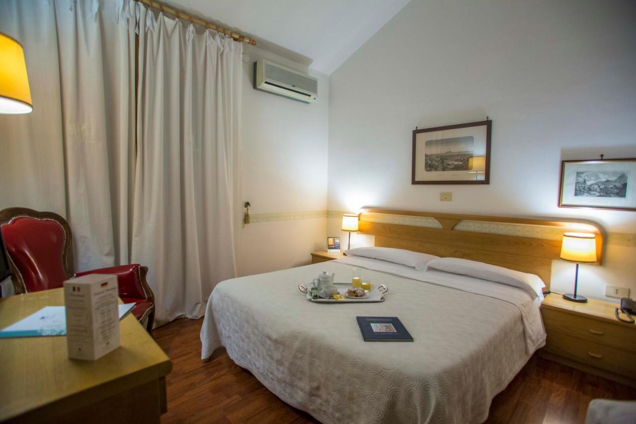 Victoria Maiorino 4* Cava deʼ Tirreni